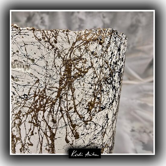 Kolekcija "Lidojošā krāsa"