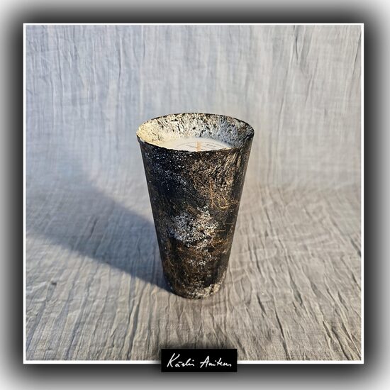 Svece no kolekcijas "Lidojošā krāsa"