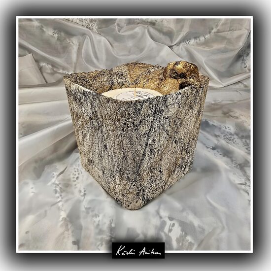 Svece no kolekcijas "Lidojošā krāsa"