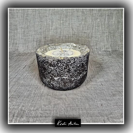 Svece no kolekcijas "Sudrabotais perlamutrs"