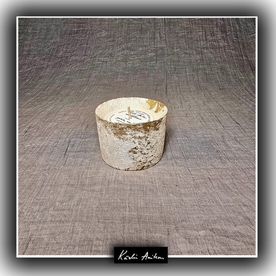 Svece no kolekcijas "Gadu mija"