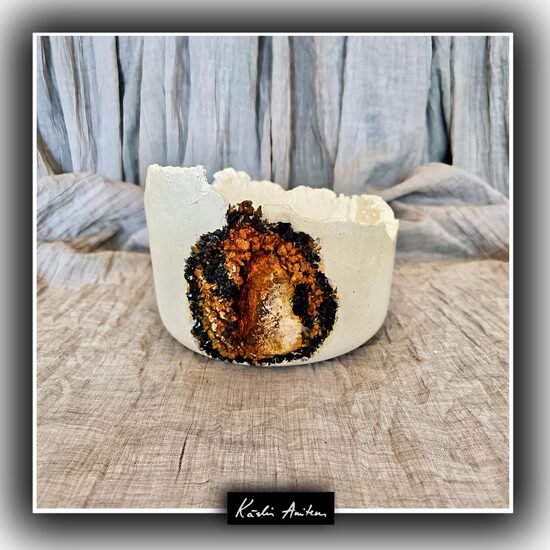 The Large Cylinder (55 h). Aroma: Silk Touch