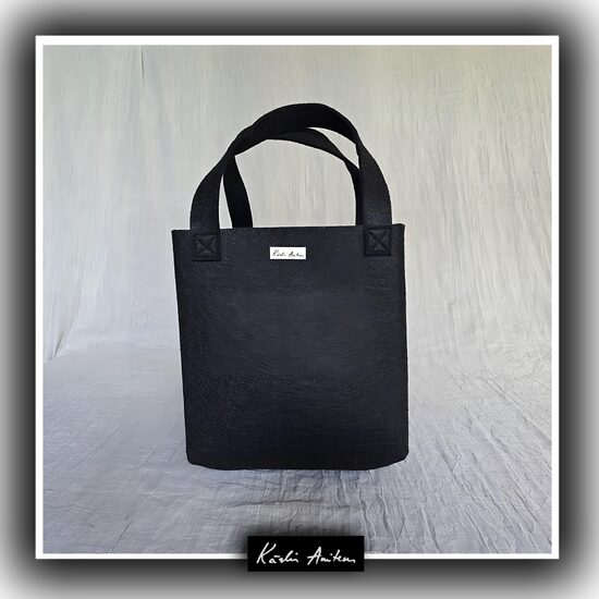 Mazā filca soma melnā krāsā