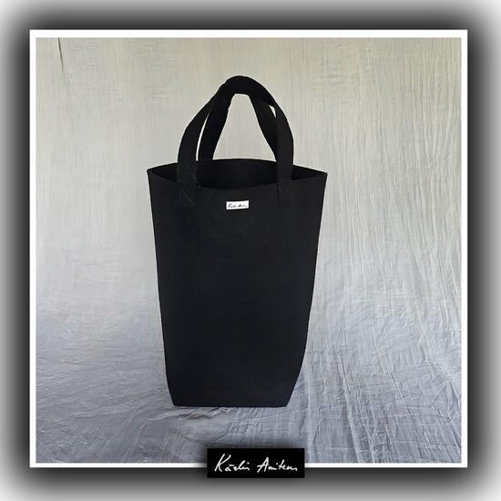 Lielā filca soma melnā krāsā