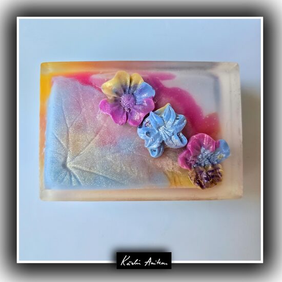 Without Worries. Scent: Litsea, Acacia