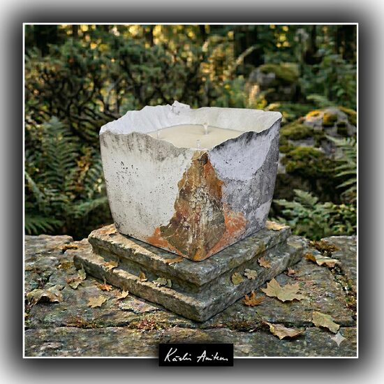 Āra svece no kolekcijas "Senatnes fragmenti". Atbaida odus!